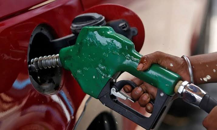 FG Announces Plan to Make Nigerians Enjoy Cheaper Fuel